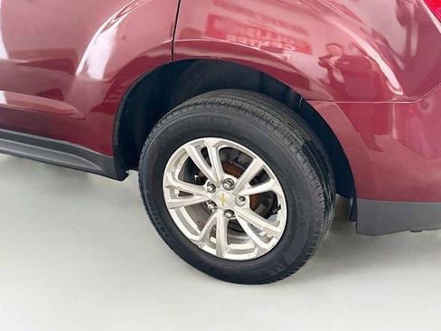 Used 2017 Chevrolet Equinox LT w/ Convenience Package image 30