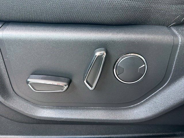 Used 2018 Ford F150 XLT w/ Equipment Group 302A Luxury RWD image 27