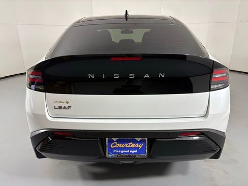 New 2026 Nissan Leaf SV+ image 7