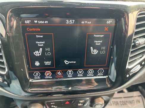 Used 2019 Jeep Compass Limited w/ Advanced Safety Group image 22