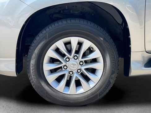 Used 2021 Lexus GX 460 Premium w/ Premium Package AWD/4WD image 9