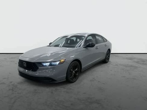 Used 2025 Honda Accord SE image 7
