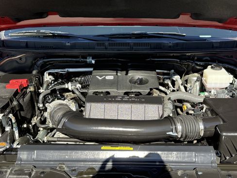 Used 2023 Nissan Frontier SV w/ SV Convenience Package image 32