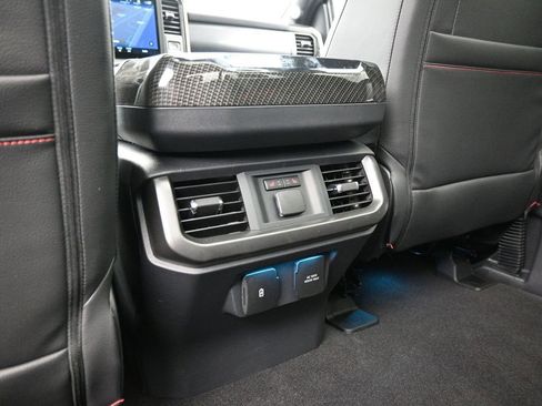 New 2025 Ford F150 Lariat w/ Equipment Group 502A High image 26