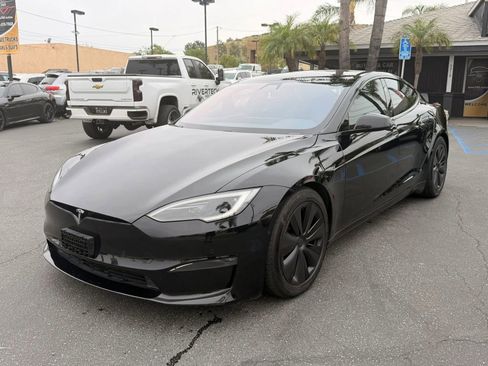 Used 2022 Tesla Model S Standard Range image 3