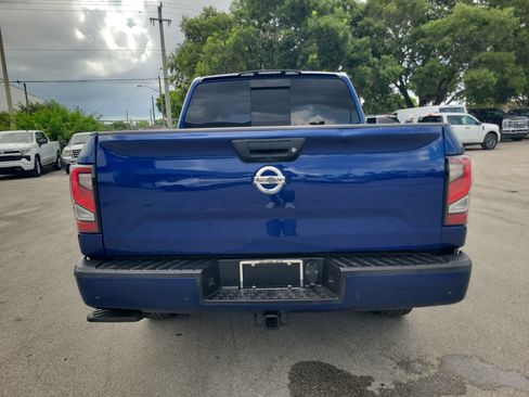 Used 2020 Nissan Titan SL w/ Moonroof Package AWD/4WD image 6