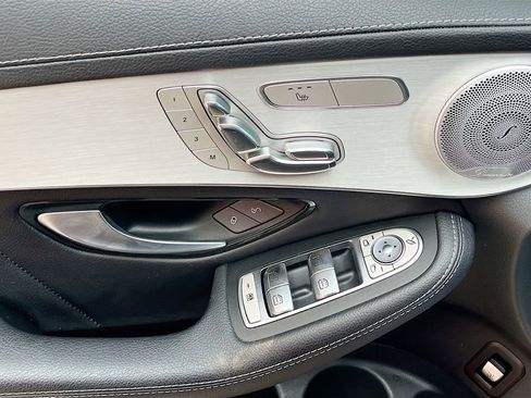 Used 2019 Mercedes-Benz GLC 300 4MATIC Coupe image 18
