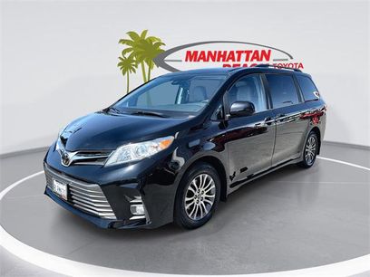 Certified 2020 Toyota Sienna XLE Premium