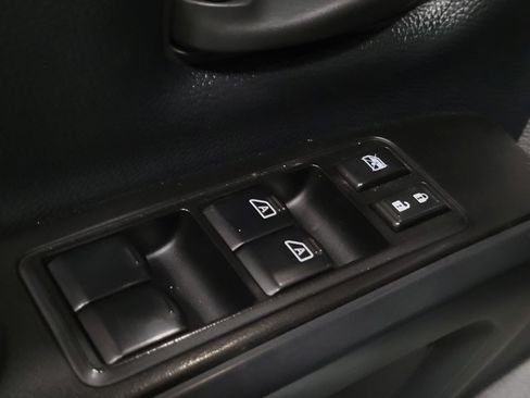 Used 2018 Nissan Titan S w/ S Utility Package image 27