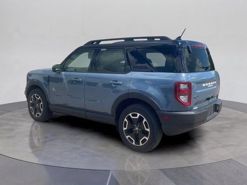 Used 2024 Ford Bronco Sport Outer Banks w/ Tech Package AWD/4WD image 3