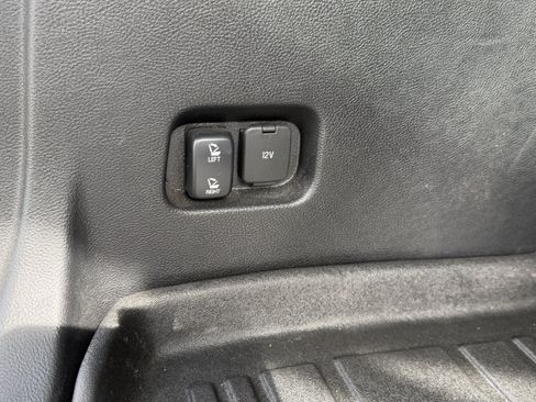 Used 2024 Ford Edge ST w/ Equipment Group 401A AWD/4WD image 9