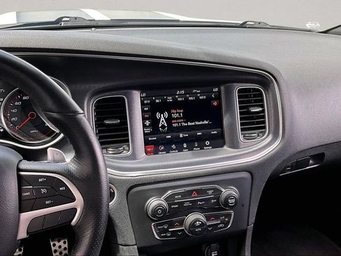 Used 2018 Dodge Charger R/T Scat Pack RWD image 10