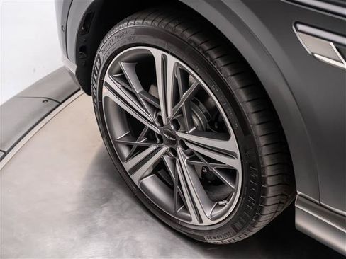 New 2026 Genesis GV80 3.5T e-SC AWD/4WD image 12