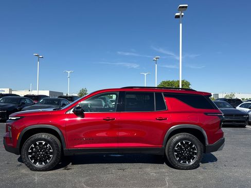 Used 2024 Chevrolet Traverse Z71 AWD/4WD image 5