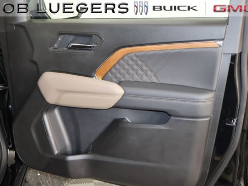 New 2026 GMC Canyon Denali AWD/4WD image 21