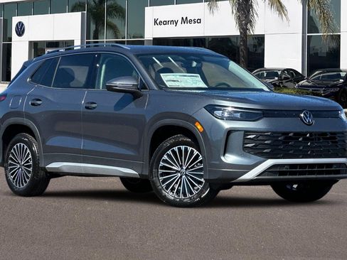 New 2025 Volkswagen Tiguan S image 2