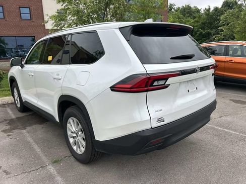 Used 2026 Toyota Grand Highlander AWD image 6