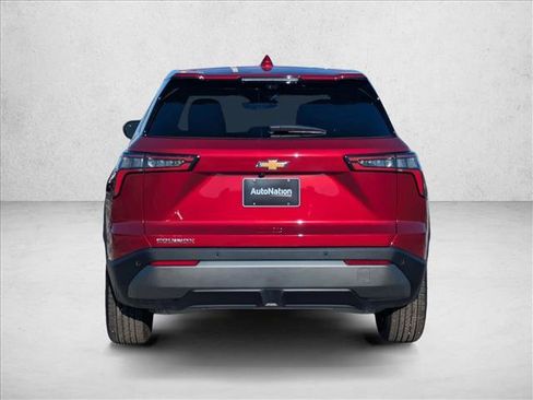 New 2026 Chevrolet Equinox LT w/ Convenience Package II FWD image 8