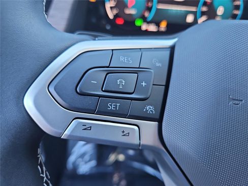 New 2026 Volkswagen Atlas SEL image 16