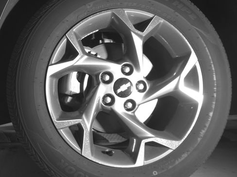 Used 2025 Chevrolet Trax LT FWD image 12