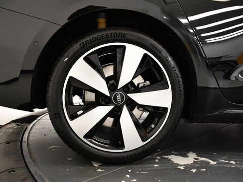 Used 2025 Audi A5 2.0T Premium w/ Convenience Package image 15