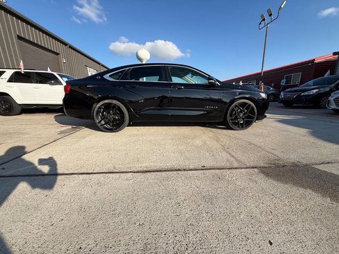 Used 2017 Chevrolet Impala LT w/ Leather Package image 2