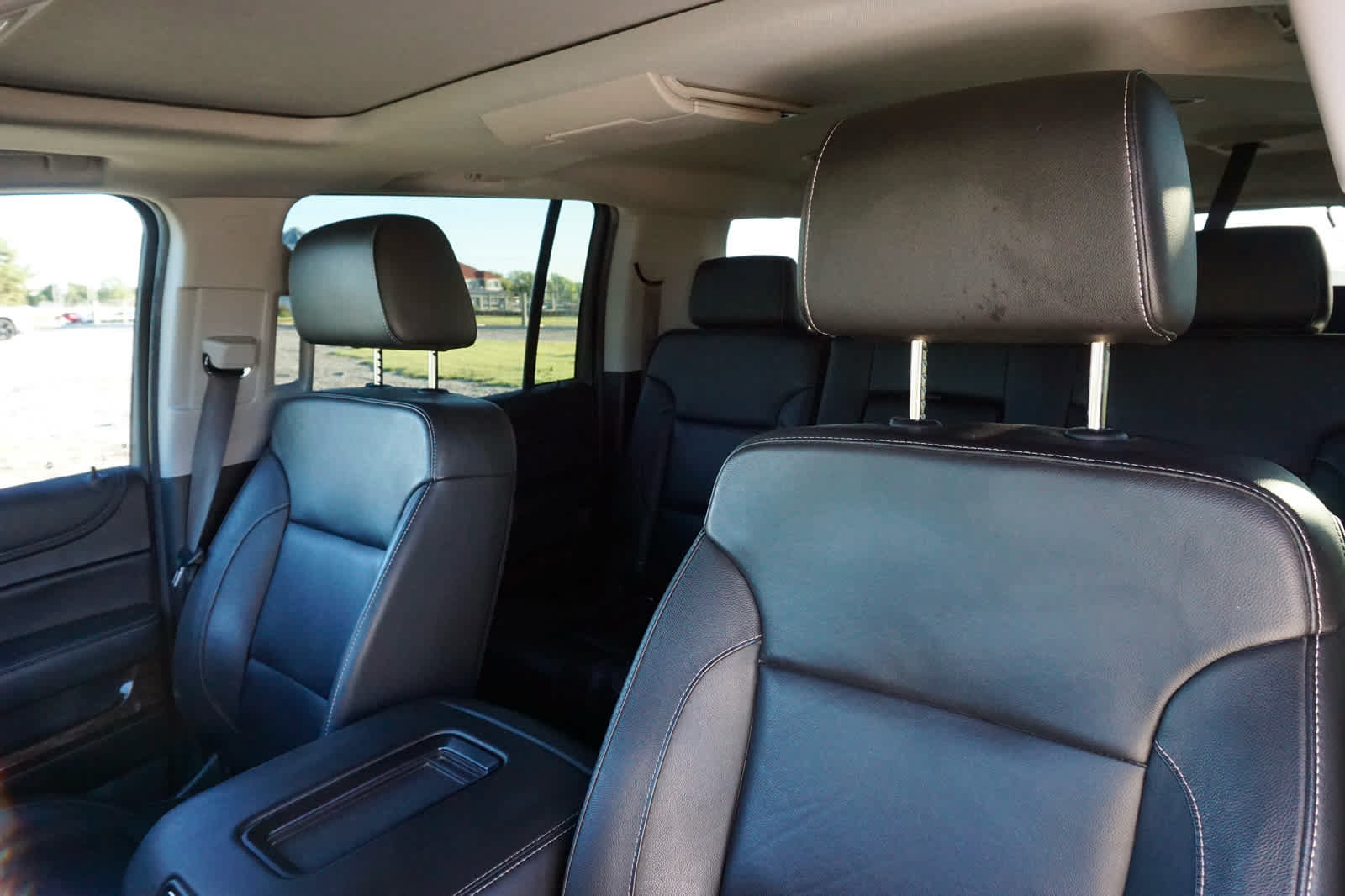 Used 2020 Chevrolet Suburban LT AWD/4WD image 21