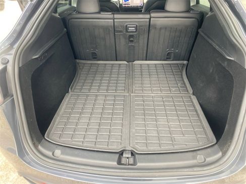 Used 2023 Tesla Model Y Performance image 24