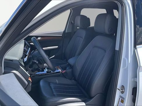 Used 2023 Audi Q5 2.0T Premium Plus w/ Premium Plus Package AWD/4WD image 27