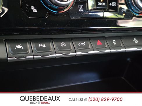 Used 2025 GMC Sierra 1500 AT4 w/ AT4 Premium Package AWD/4WD image 23