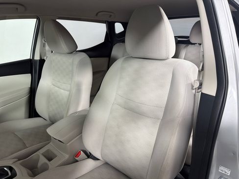 Used 2018 Nissan Rogue Sport SV AWD/4WD image 12