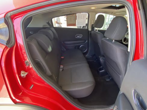 Used 2017 Honda HR-V EX image 37