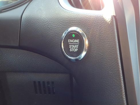 Used 2022 Ford Edge Titanium w/ Class II Trailer Tow Package image 21