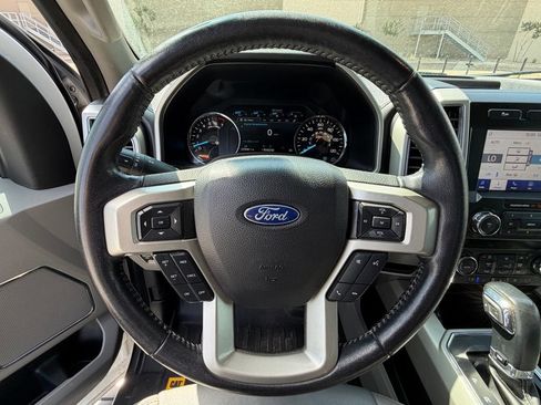 Used 2020 Ford F150 Lariat RWD image 13