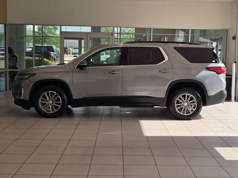 Used 2023 Chevrolet Traverse LT AWD/4WD image 4