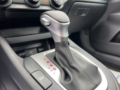 Certified 2023 Kia Forte LXS w/ LXS Technology Package image 21