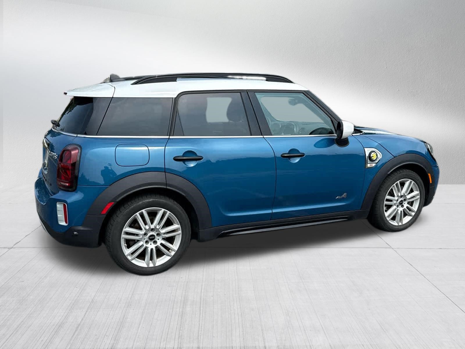 Used 2021 MINI Cooper Countryman SE w/ Driver Assistance Package AWD/4WD image 11