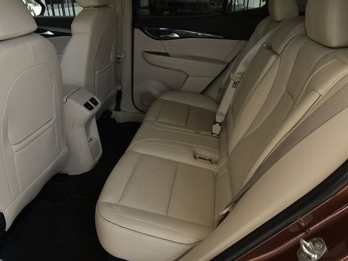 Used 2021 Buick Envision Essence image 14