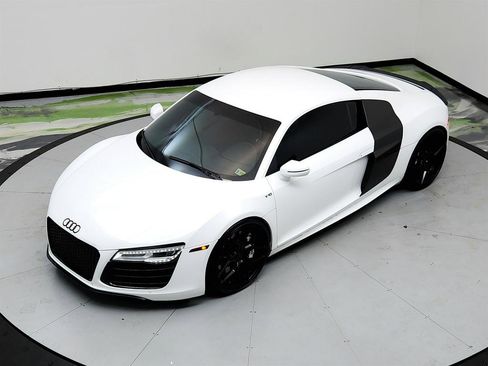 Used 2014 Audi R8 V10 image 30