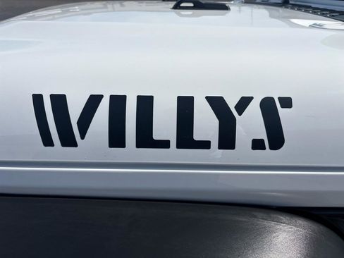 Used 2022 Jeep Wrangler Sport image 35