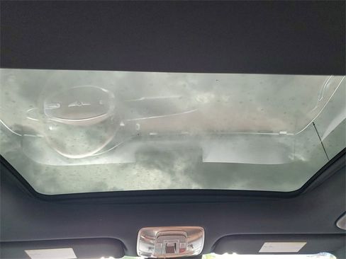 Used 2023 Genesis GV70 2.5T w/ Advanced Package image 24