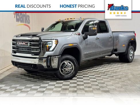 New 2026 GMC Sierra 3500 SLT w/ SLT Convenience Package AWD/4WD image 1