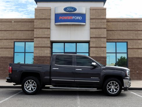 Used 2016 GMC Sierra 1500 SLT w/ SLT Premium Package AWD/4WD image 5