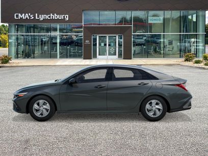 New 2026 Hyundai Elantra SE