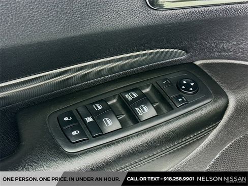 Used 2018 Dodge Durango GT image 18