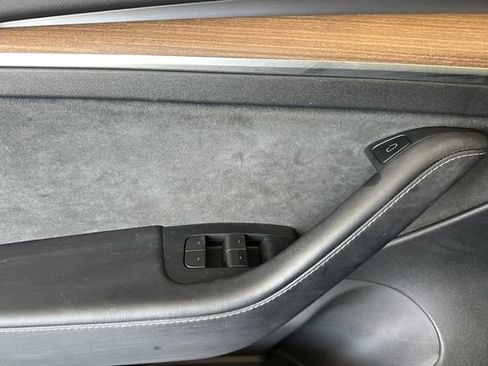 Used 2023 Tesla Model 3 Standard Range RWD image 12