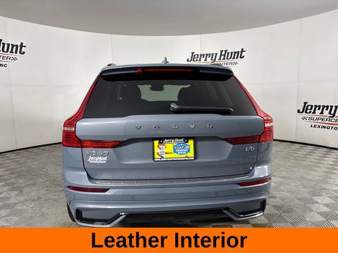 Used 2023 Volvo XC60 B5 Plus w/ Climate Package FWD image 6