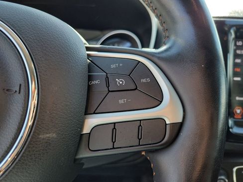 Used 2020 Jeep Compass Limited image 21