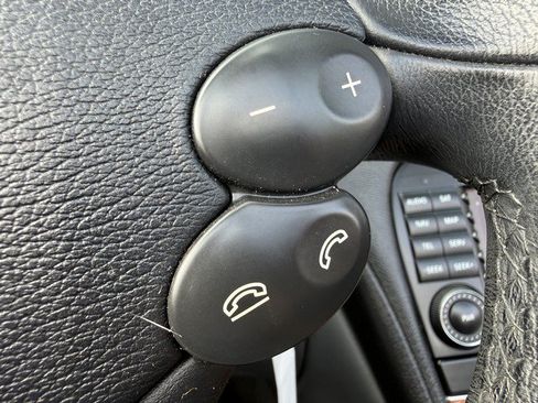 Used 2006 Mercedes-Benz SL 500 image 38