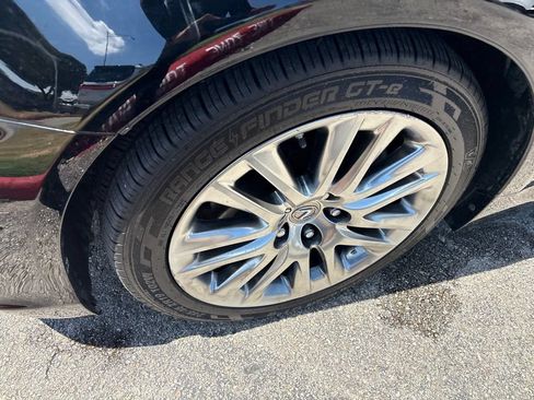 Used 2014 Lexus LS 460 w/ Comfort Package RWD image 9